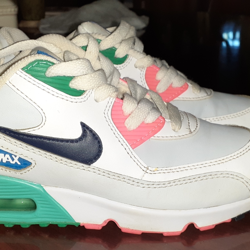 Nike shoes